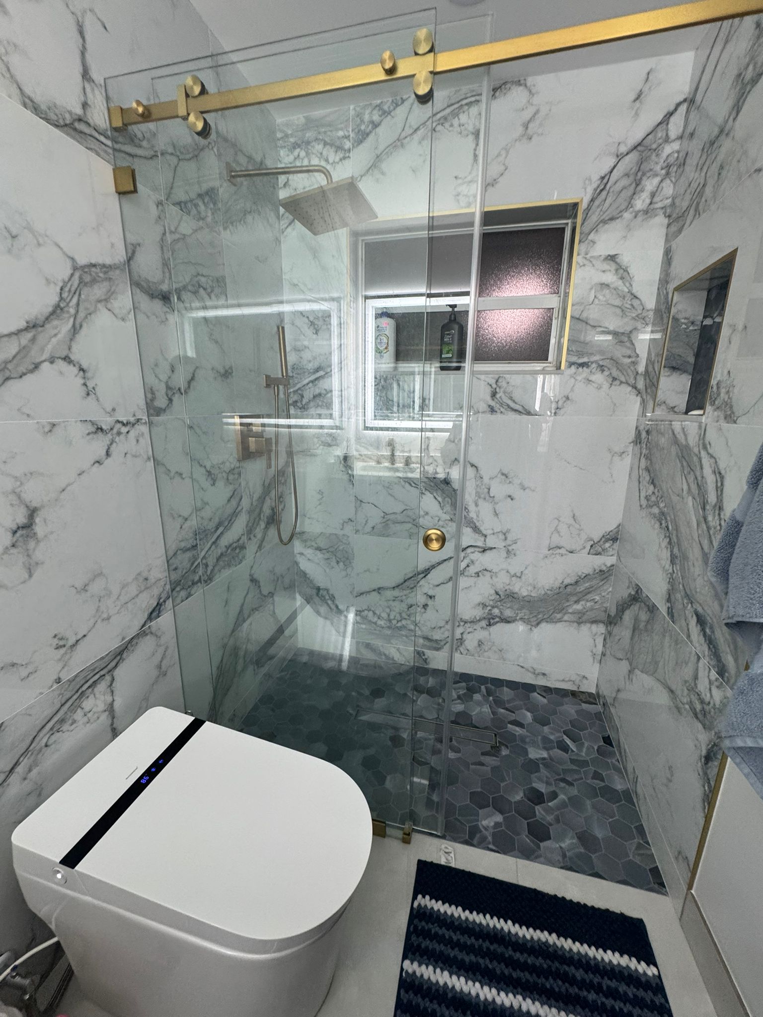 bathroom remodeling image